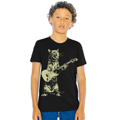 Niños gato tocando guitarra
