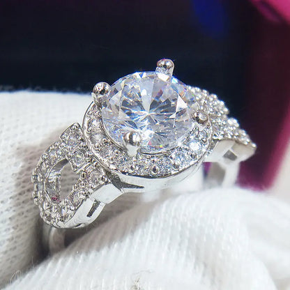 Platinum-Plated Trendy Zircon Ring with Sparkling Stones