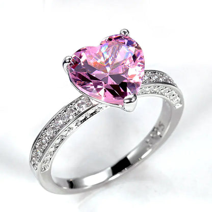 AAA Heart-shaped Zircon Inlaid Ring